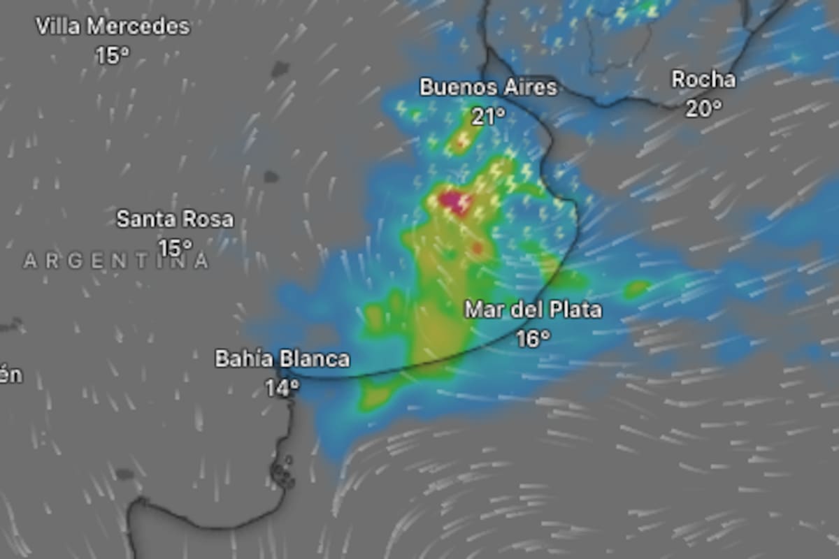 El SMN emitió alertas naranja y amarilla para distintas regiones del país.