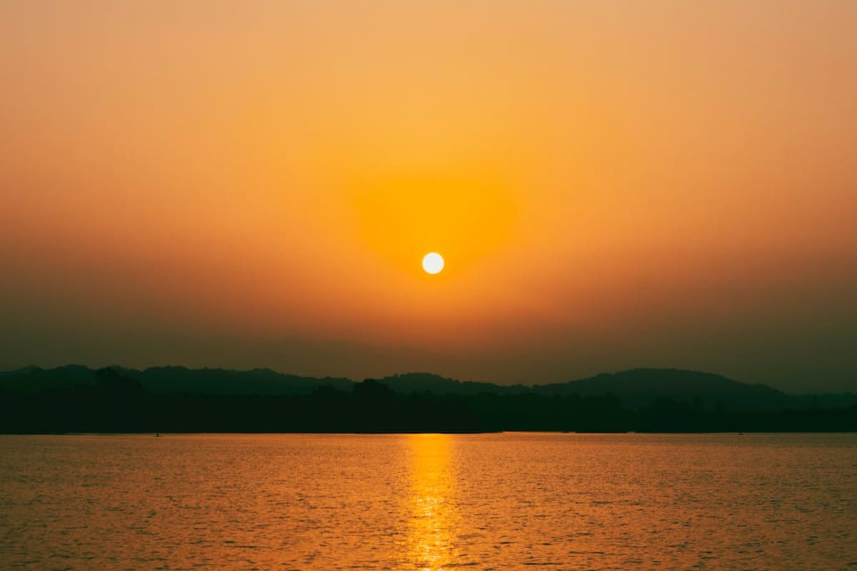 El sol de medianoche es un fenómeno natural que ocurre en los polos de la Tierra (Foto Pexels)