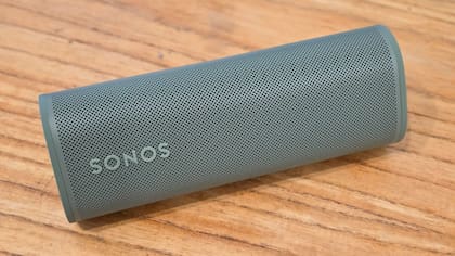 El Sonos Roam 2 se puede vincular a otro igual para ofrecer sonido estéreo con mayor separación de canales