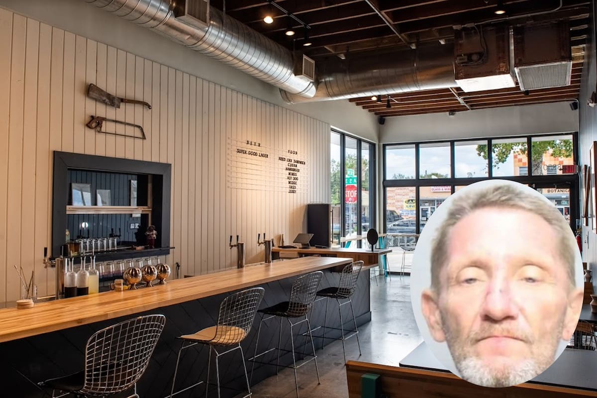 El sospechoso visitó el restaurante Off Site Nano Brewery en dos ocasiones; fue arrestado cuando el propietario del local lo descubrió gracias a las cámaras de seguridad