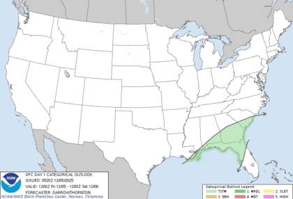 El SPC anticipó que, si bien podrían desarrollarse algunas tormentas aisladas en el sureste (como en el norte de Florida), el patrón de circulación y el avance lento del frente frío limitarán la inestabilidad