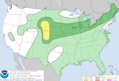 El SPC emitió alerta por tormentas severas desde Colorado hasta Illinois, con posibilidad de granizo mayor a cinco cm y ráfagas de viento superiores a 90 km/h durante la tarde-noche del martes.