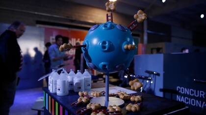 El stand de la vacuna premiada