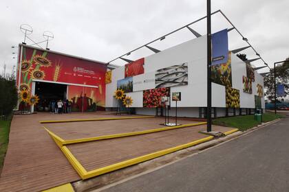 El stand del Senasa, también otorgado sin licitación