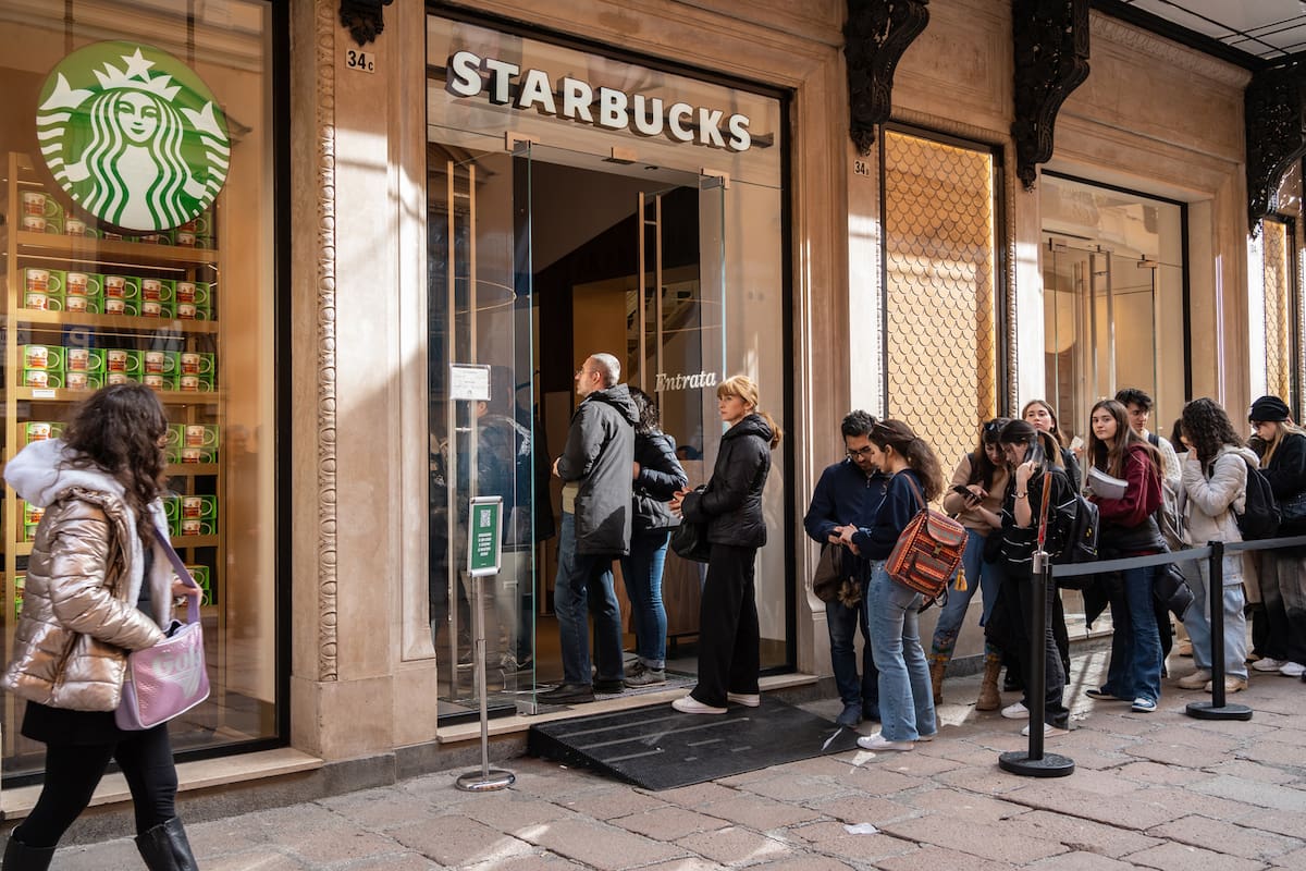 El Starbucks de Via D'Azeglio, en Bolonia, Italia