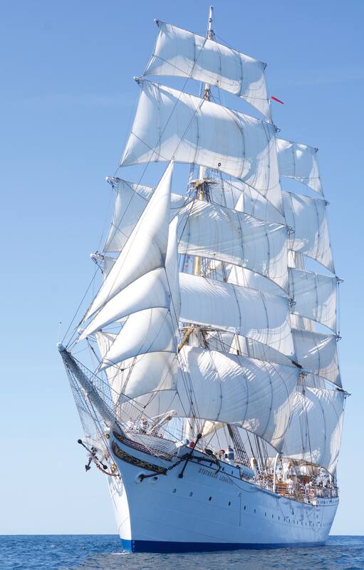 El Statsraad Lehmkuhl navegará 55.000 millas náuticas durante 19 meses.