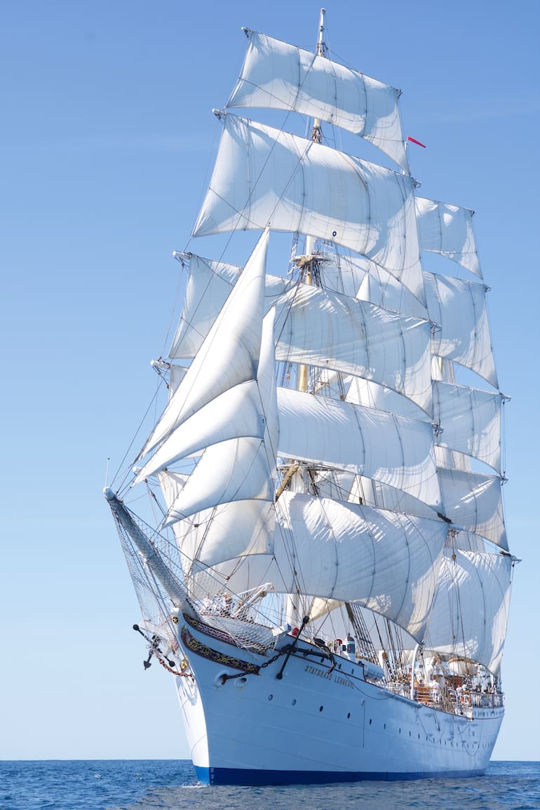El Statsraad Lehmkuhl navegará 55.000 millas náuticas durante 19 meses.