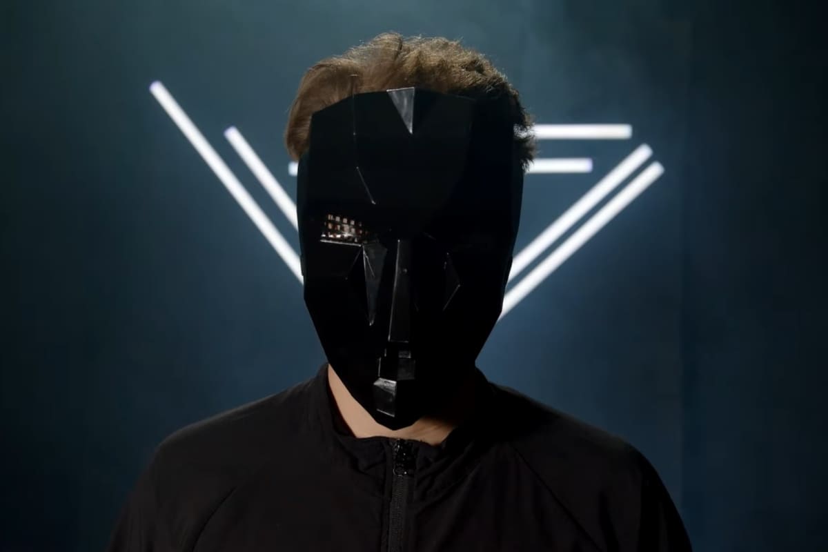 El streamer Axozer reveló su rostro en Twitch (Foto: Captura de video)