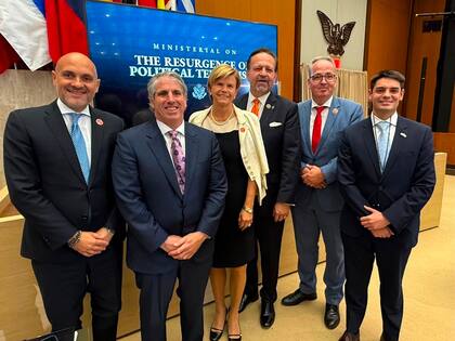 El Subsecretario de Inteligencia de Estado, José Lago Rodríguez, participó en Washington D.C. junto a autoridades de Estados Unidos, Alemania, Italia y Letonia de la Reunión Ministerial sobre el Resurgimiento del Terrorismo Político