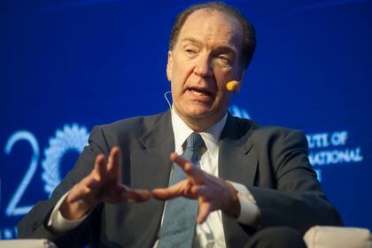 El subsecretario del Tesoro norteamericano para Asuntos Internacionales, David Malpass, debe reducir más el déficit fiscal para poder bajar la inflación