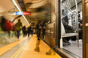 El subte habilitó el pago de los viajes con tarjetas bancarias y celulares con tecnología NFC desde diciembre (foto: Mario Passera)