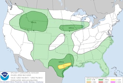 El sudeste de Texas enfrenta riesgo de superceldas y ráfagas destructivas, según el Centro de Predicción de Tormentas (SPC)
