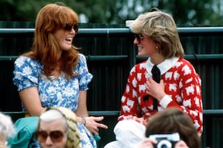 Un suéter, un vestido y una cartera: momentos históricos en los que Lady Di dejó huella
