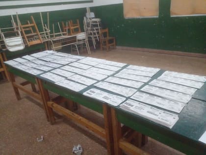 El sufragio se rige por la Ley de Lemas, también utilizada en Misiones