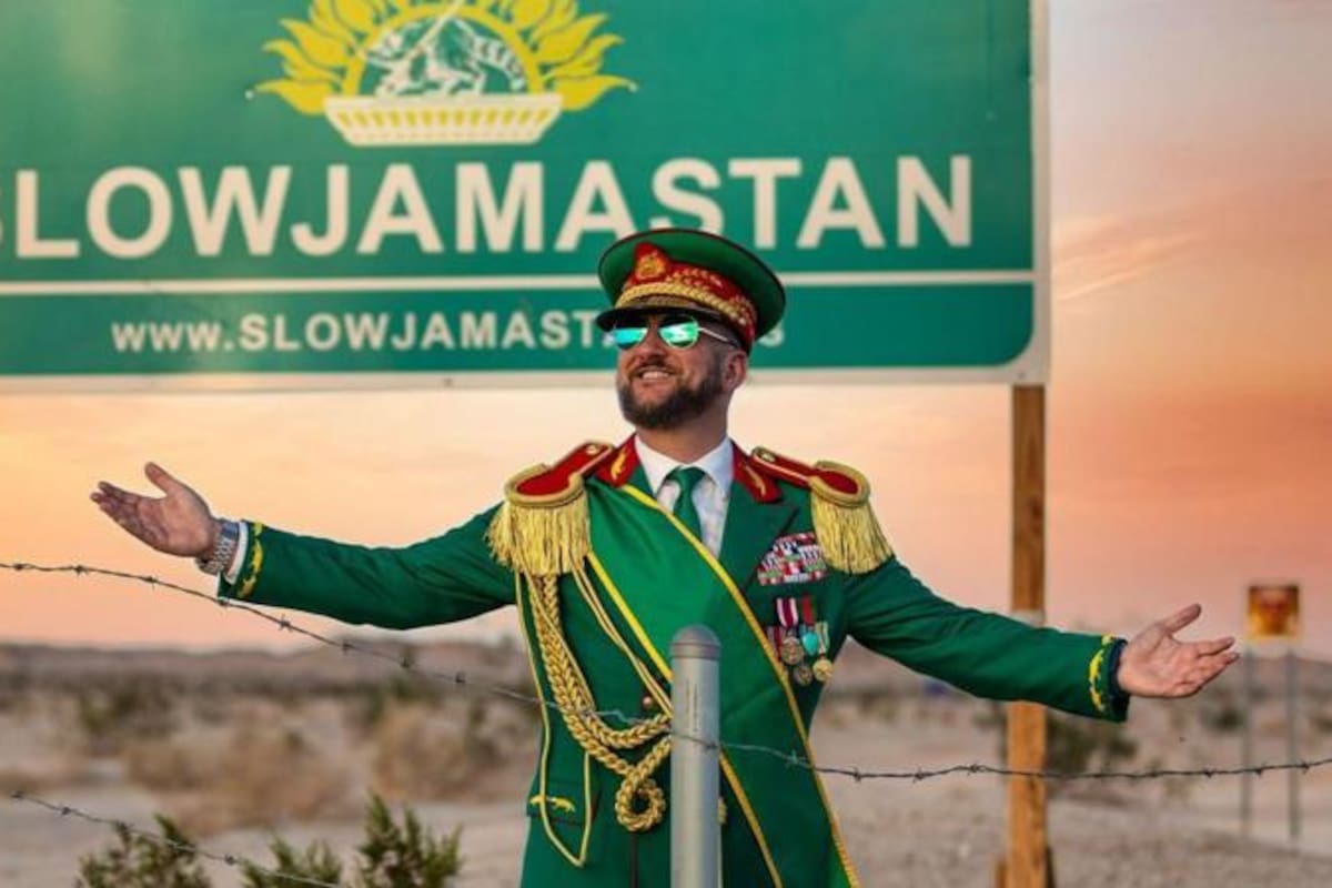 El sultán de Slowjamastan asegura que todos están bienvenidos a su micronación.