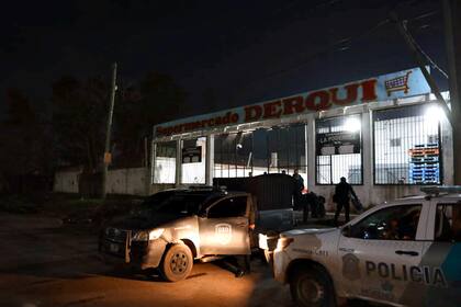 El supermercado Derqui de Moreno que sufrió robos durante la tarde del martes