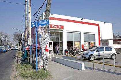 El supermercado DÍA% de Ciudadela que sufrió un ataque esta semana