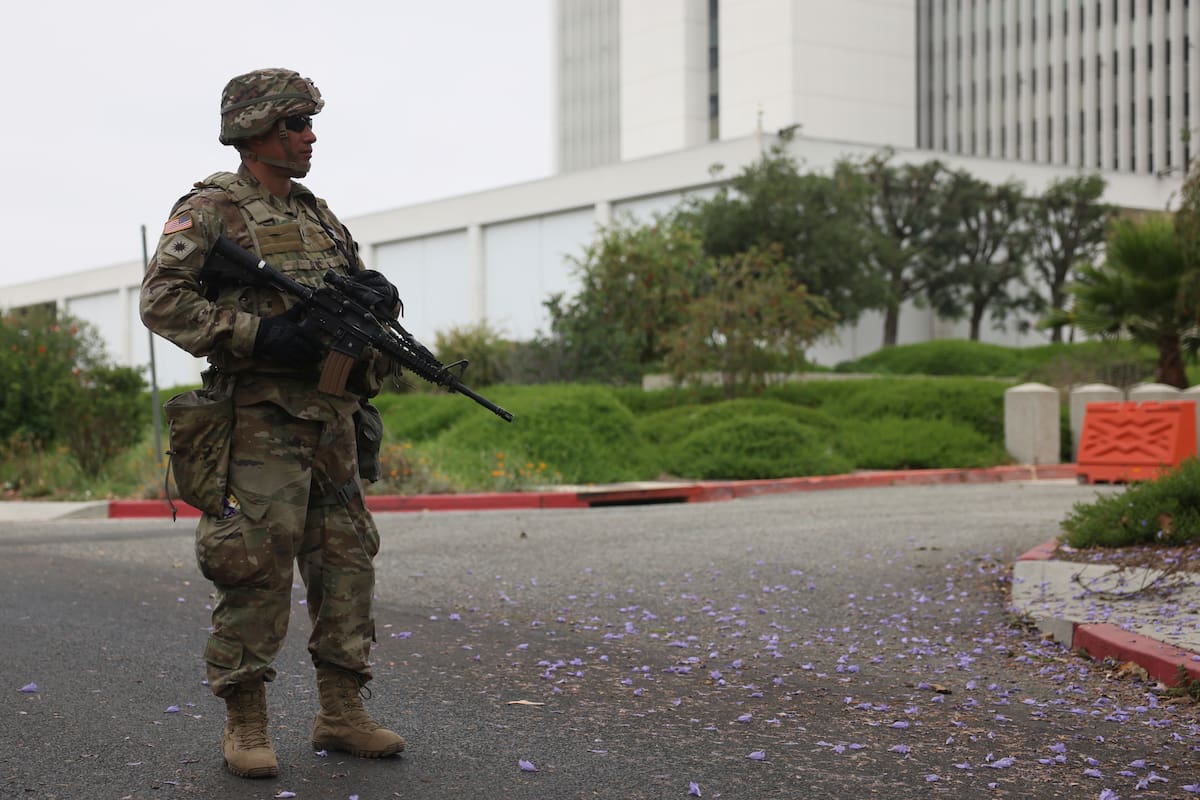 El sur de California atraviesa días de tensión, miedo y parálisis social tras el avance de los operativos migratorios federales en zonas latinas