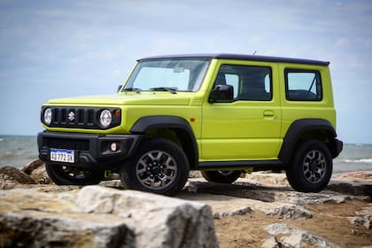 El Suzuki Jimny tiene uno de los diseños más simpáticos y conquistadores del mercado