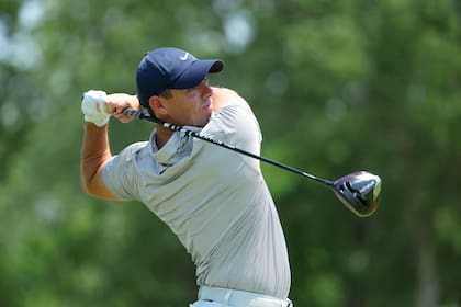El swing de Rory McIlroy en el hoyo 4; será un gran foco de atención
