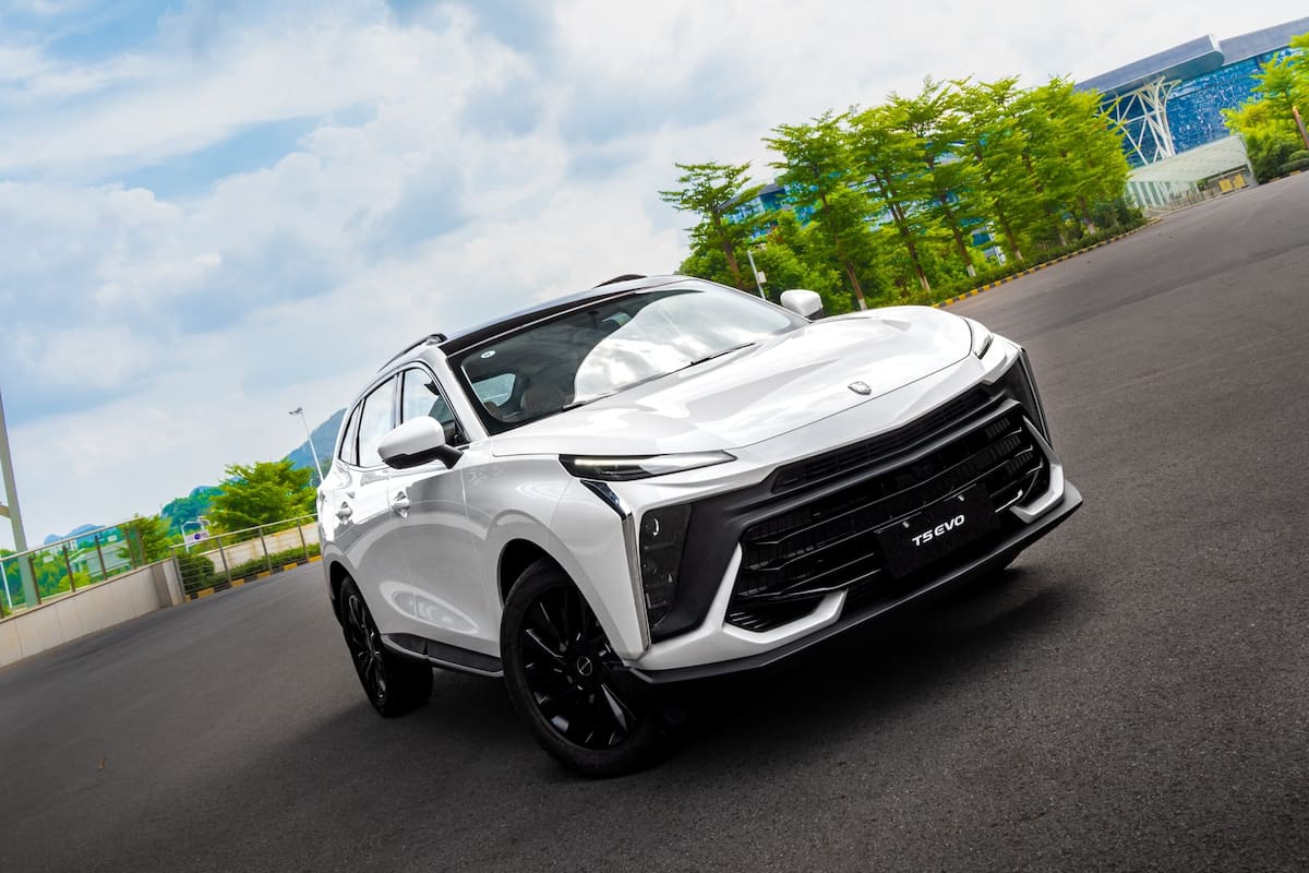 El T5 EVO pasó de US$35.595 a US$33.595, mientras que el T5 HEV bajó de US$37.516 a US$35.516