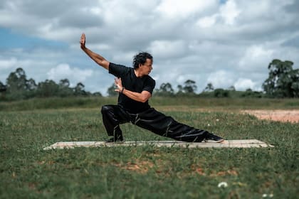 El Tai Chi tiene una lista larga de beneficios integrales para la salud que lo sitúa como uno de los mejores ejercicios que existen (Imagen ilustrativa)