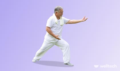 El Tai Chi Walking, se caracteriza por sus desplazamientos controlados, la distribución consciente del peso corporal y la sincronización de los movimientos con la respiración