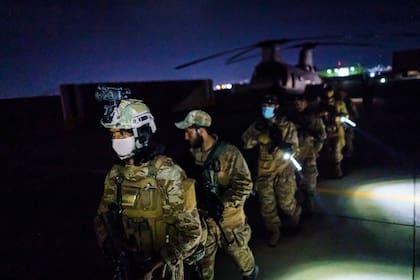 El Talibán toma control del Aeropuerto de Kabul (MARCUS YAM / LOS ANGELES TIMES)