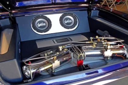 El taller especializado colocó un potente sistema de sonido