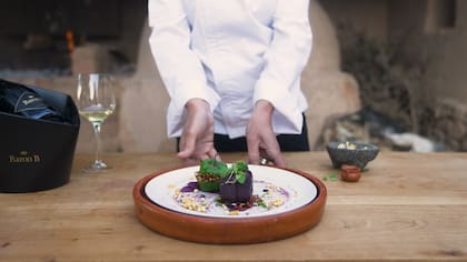 El tamal de gallo y maíz morado de Florencia Rodríguez representa lo cotidiano y lo festivo de Jujuy.