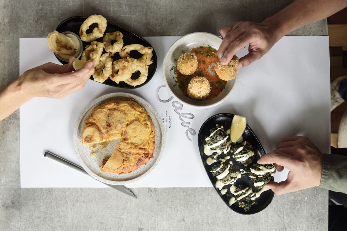 El tapeo clásico español