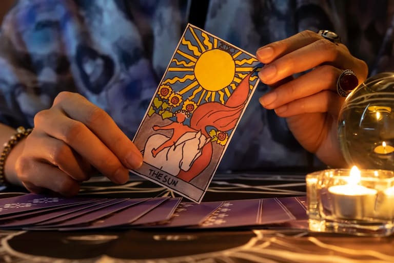 Imagen de Tirada de Tarot - Lectura de Cartas Natales