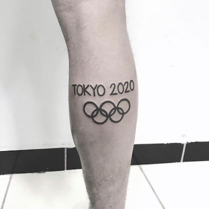 El tatuaje de Derlys Ayala, el deportista paraguayo que busca sugerencias en Instagram