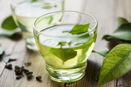 El té de hojas de guanábana tiene propiedades antioxidantes