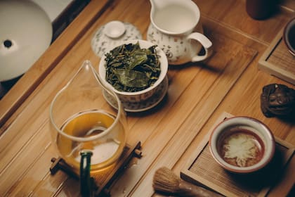 El té de laurel permite concentrar sus compuestos y facilita su absorción por el organismo, lo que lo convierte en una alternativa natural para sumar a la rutina diaria