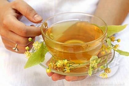Conocé los relajantes beneficios de una taza de té de tilo