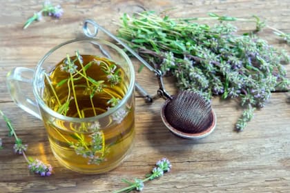 El té de tomillo ayuda a calmar diversas dolencias físicas