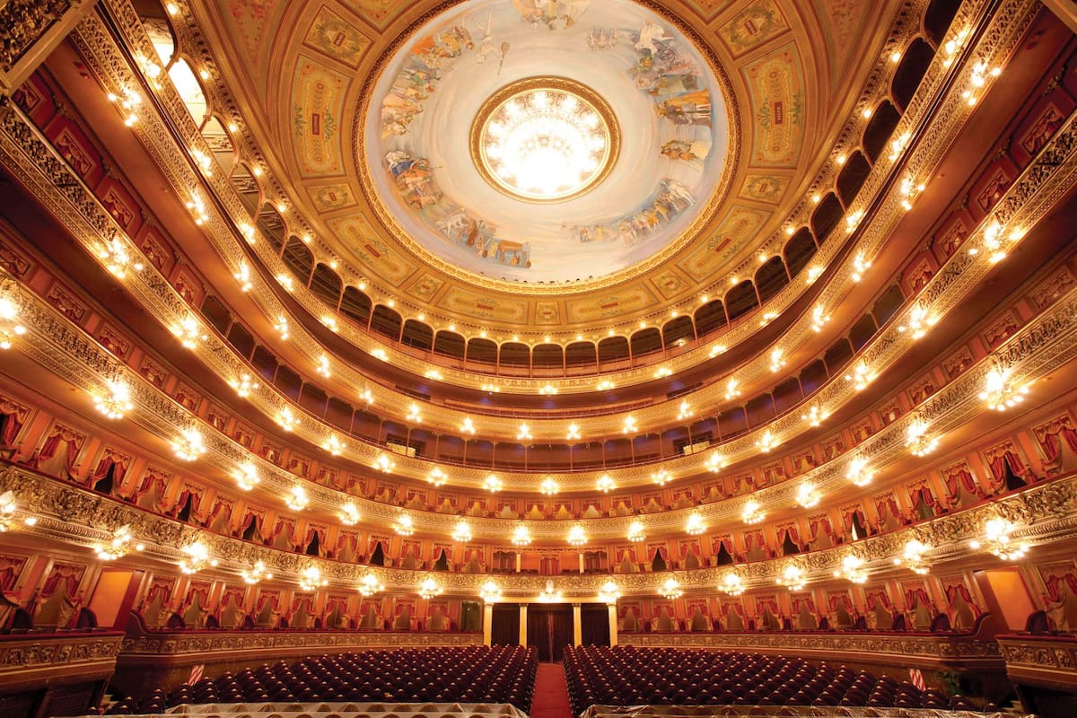 El teatro Colón, por dentro, en un ciclo de turismo cultural por Buenos Aires