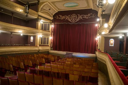 El Teatro Español le aporta cultura a la localidad