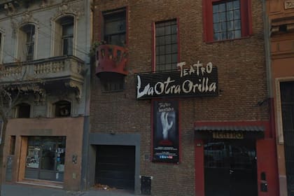 El teatro La otra orilla, donde días atrás un grupo de mujeres lo escracharon después de una función