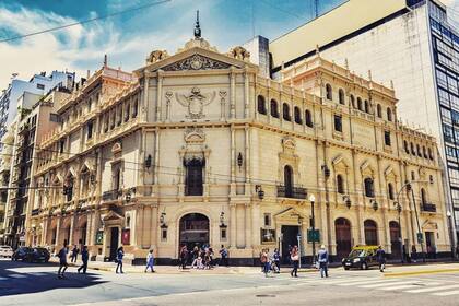 El Teatro Nacional Cervantes recuperó su fachada original: la emoción del año