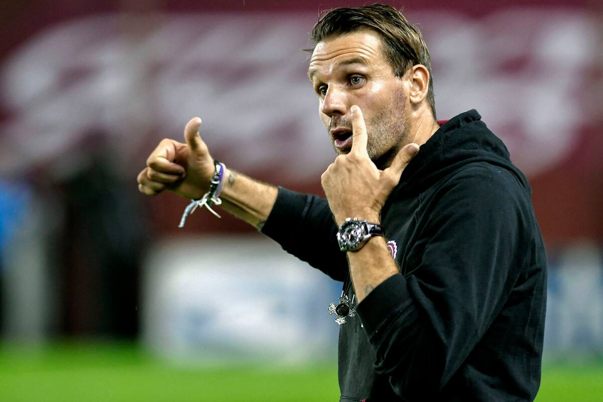 El técnico argentino Ezequiel Carboni, a cargo de la Reserva y el fútbol juvenil del Catania