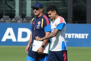 Néstor Lorenzo seguirá como técnico de Colombia