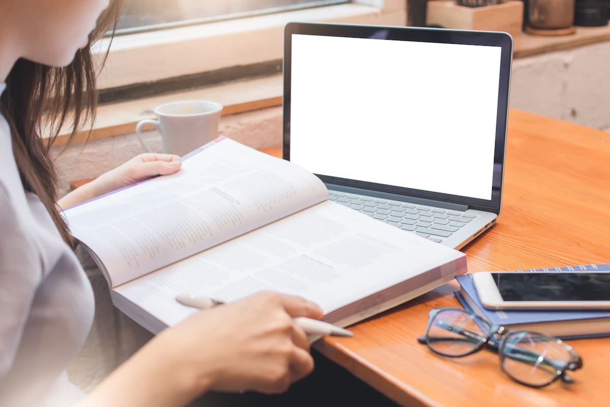 El teléfono y el parque de diversiones que encierra pueden poner en peligro nuestra concentración