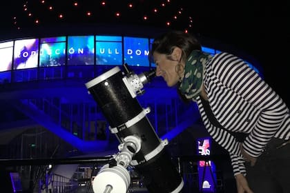 El telescopio es un instrumento importante para la observación de fenómenos astronómicos