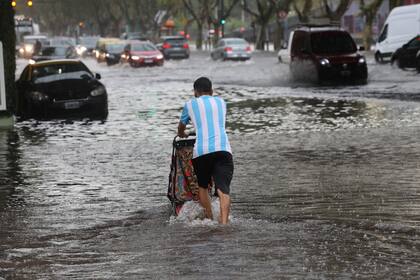 El temporal en Buenos Aires afecta al servicio de las líneas de subte porteñas