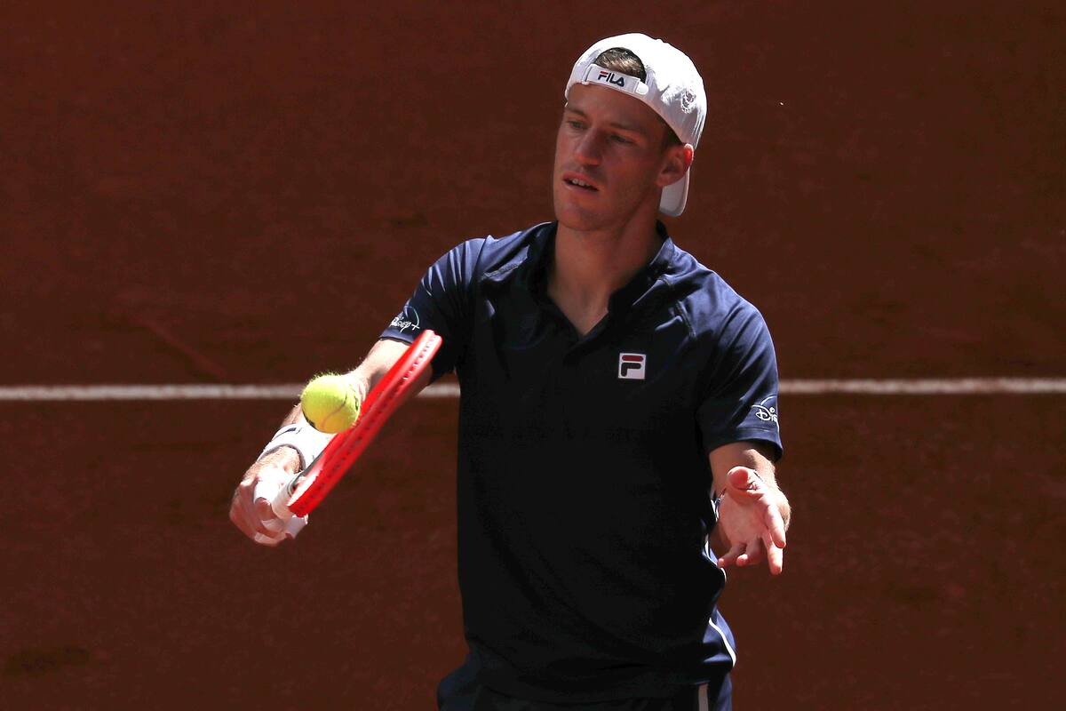 El tenista argentino Diego Schwartzman debutó en el Masters 1000 de Madrid siendo el séptimo preclasificado y cayó ante el ruso Aslan Karatsev, una de las revelaciones de la temporada.