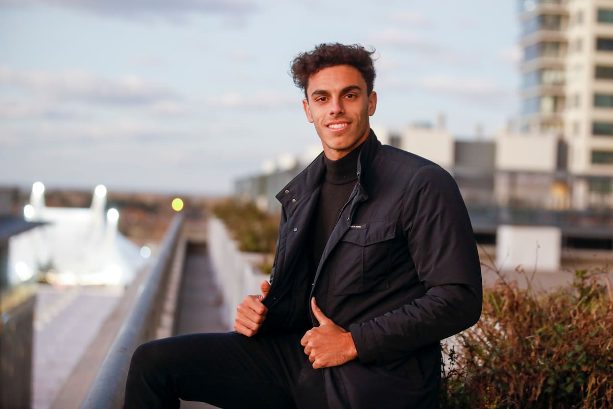 El tenista argentino Francisco Cerúndolo, 25° del mundo, durante su visita a la redacción de LA NACION