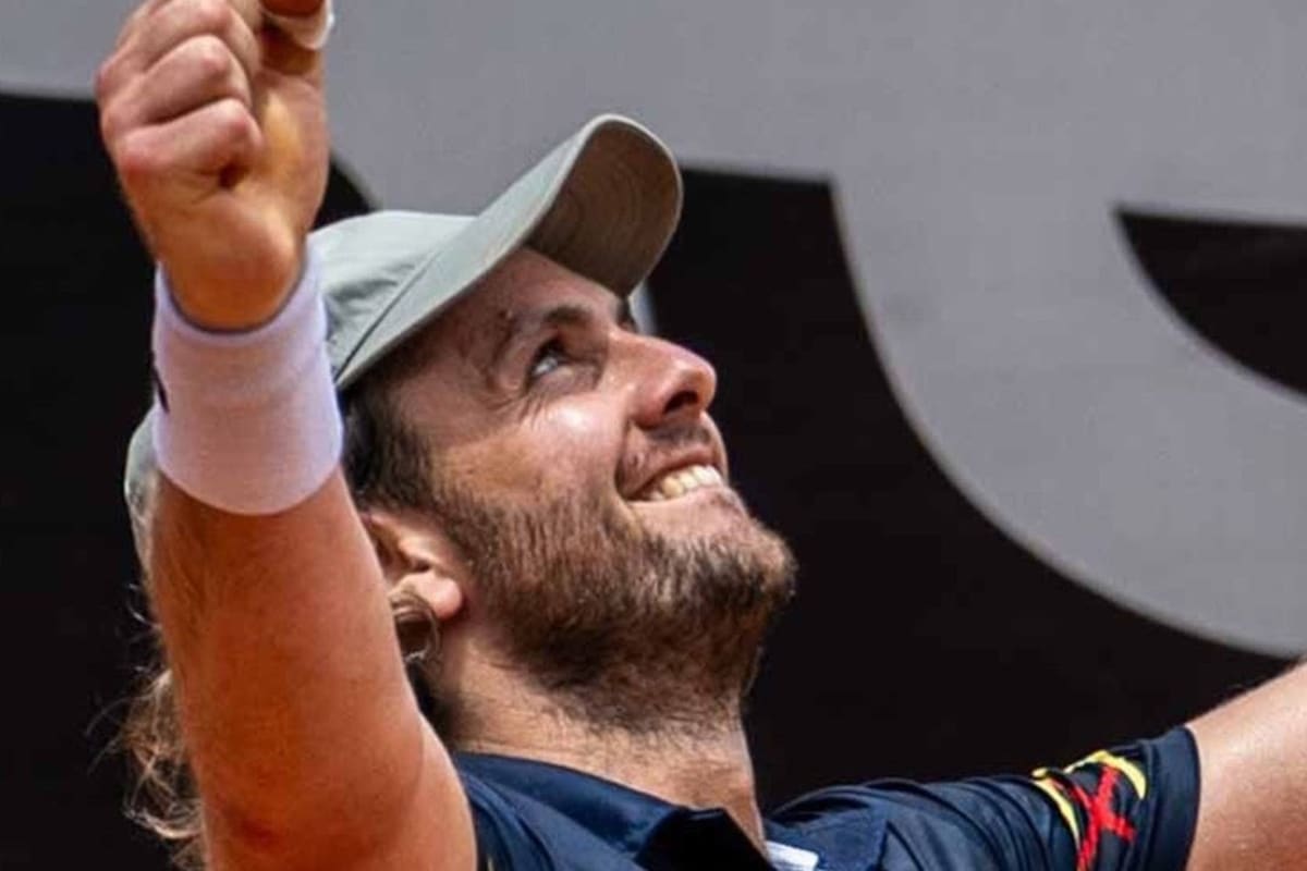 El tenista argentino marcó un punto memorable ante Hamad Medjedovic