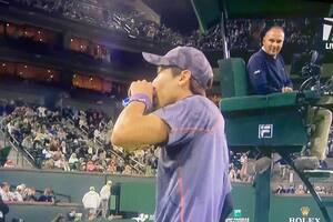 El japonés que hace historia en Indian Wells: es 349° del mundo, bebe gaseosa en los descansos y tuvo un gran gesto de fair play